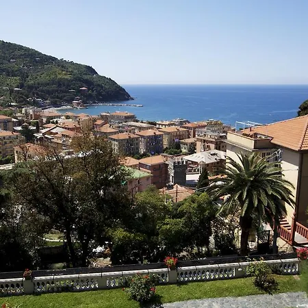 Apartment Excelsior Levanto